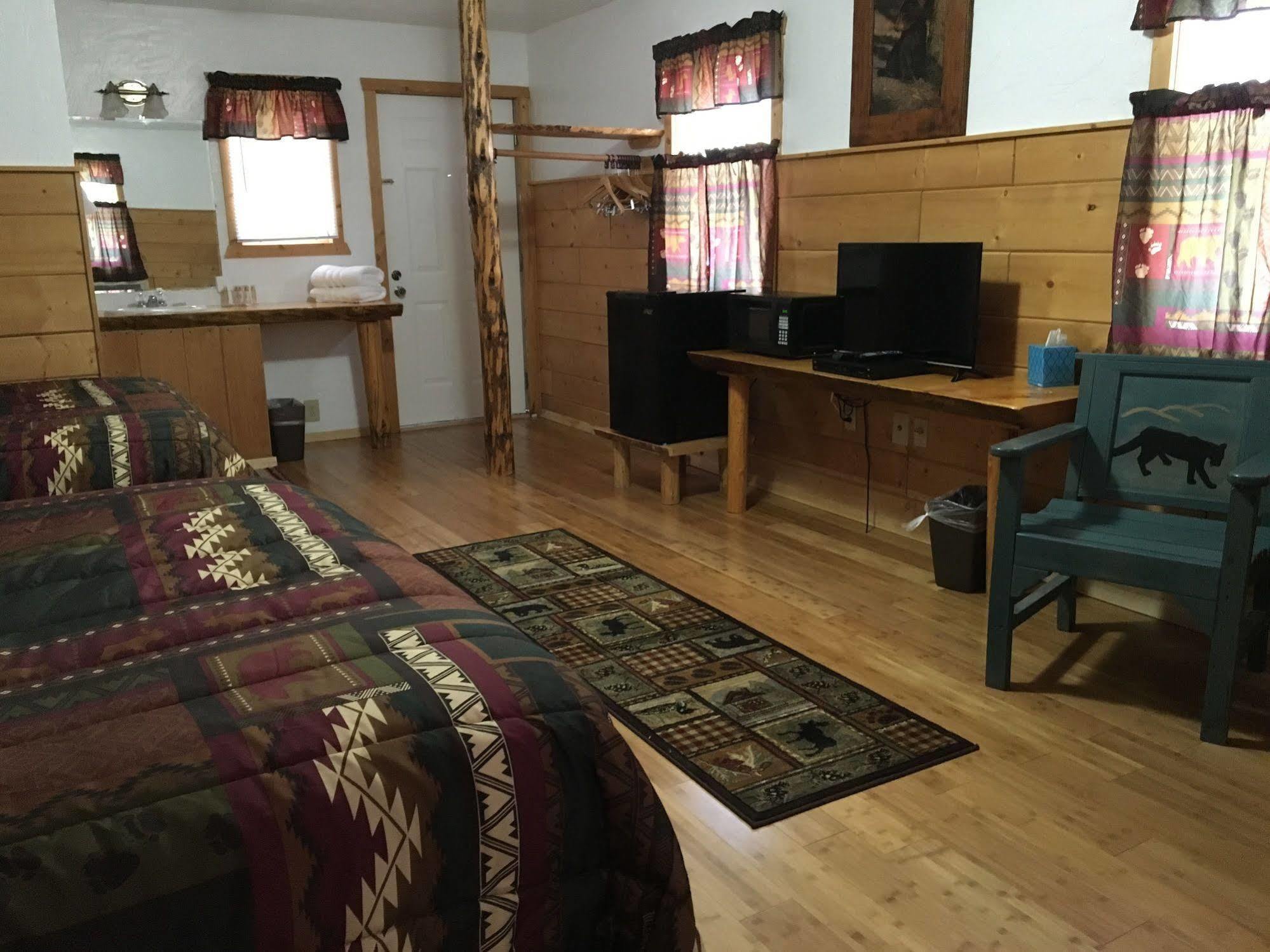 Chinook Winds Motel ดูบอยส์ ภายนอก รูปภาพ